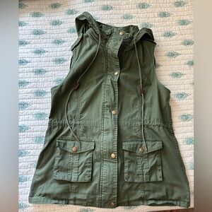 Market & Spruce Jahana Cargo Vest